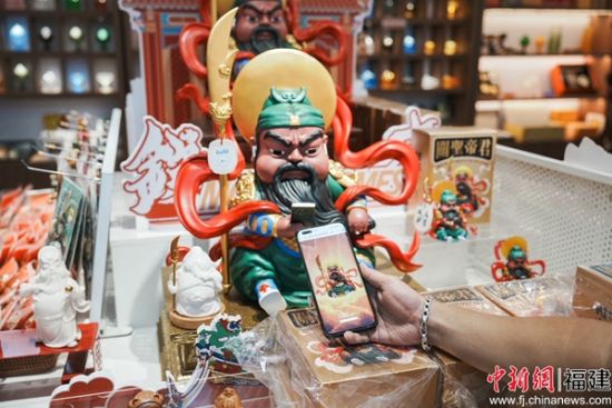 一碰即达的“数字祈福”：NFC感应珠如何激活寺庙文旅与文创消费新场景